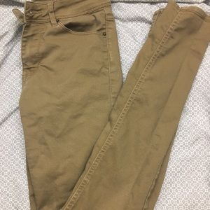 Tan skinny jeans